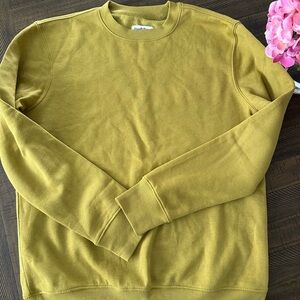 Goodfellow & Co Yellow Crewneck Sweater Soft Knit Long Sleeves